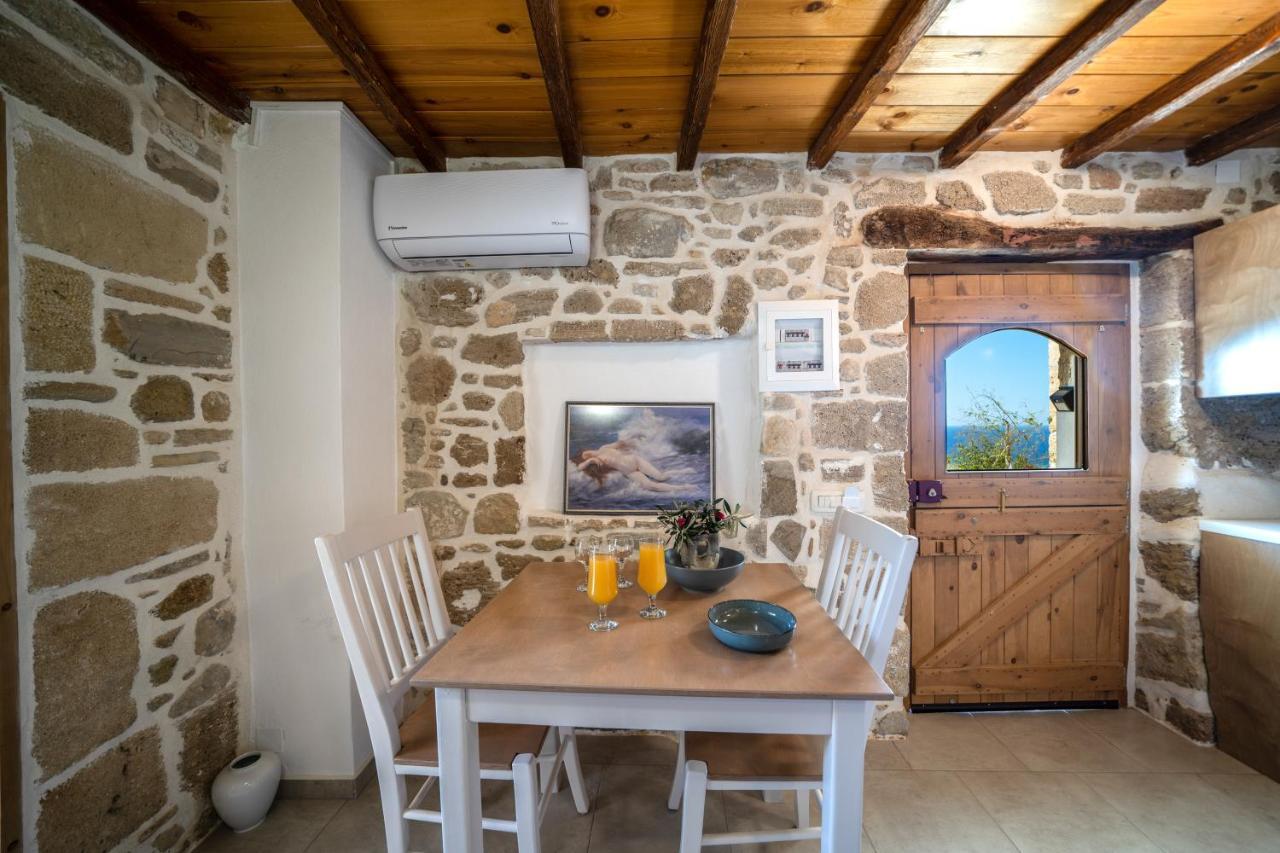 Mary'S Stone House Διαμέρισμα Φαλάσαρνα Εξωτερικό φωτογραφία
