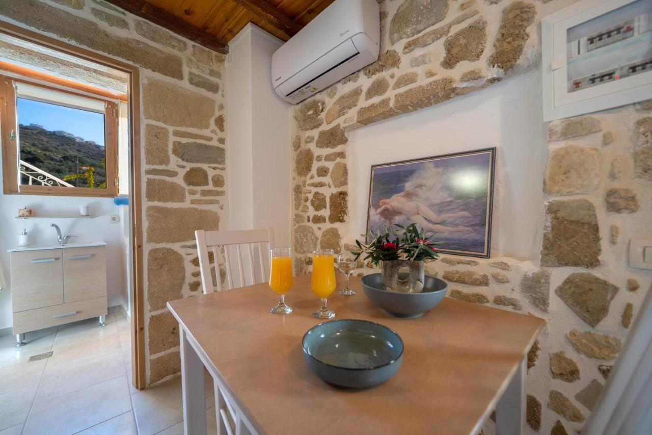 Mary'S Stone House Διαμέρισμα Φαλάσαρνα Εξωτερικό φωτογραφία